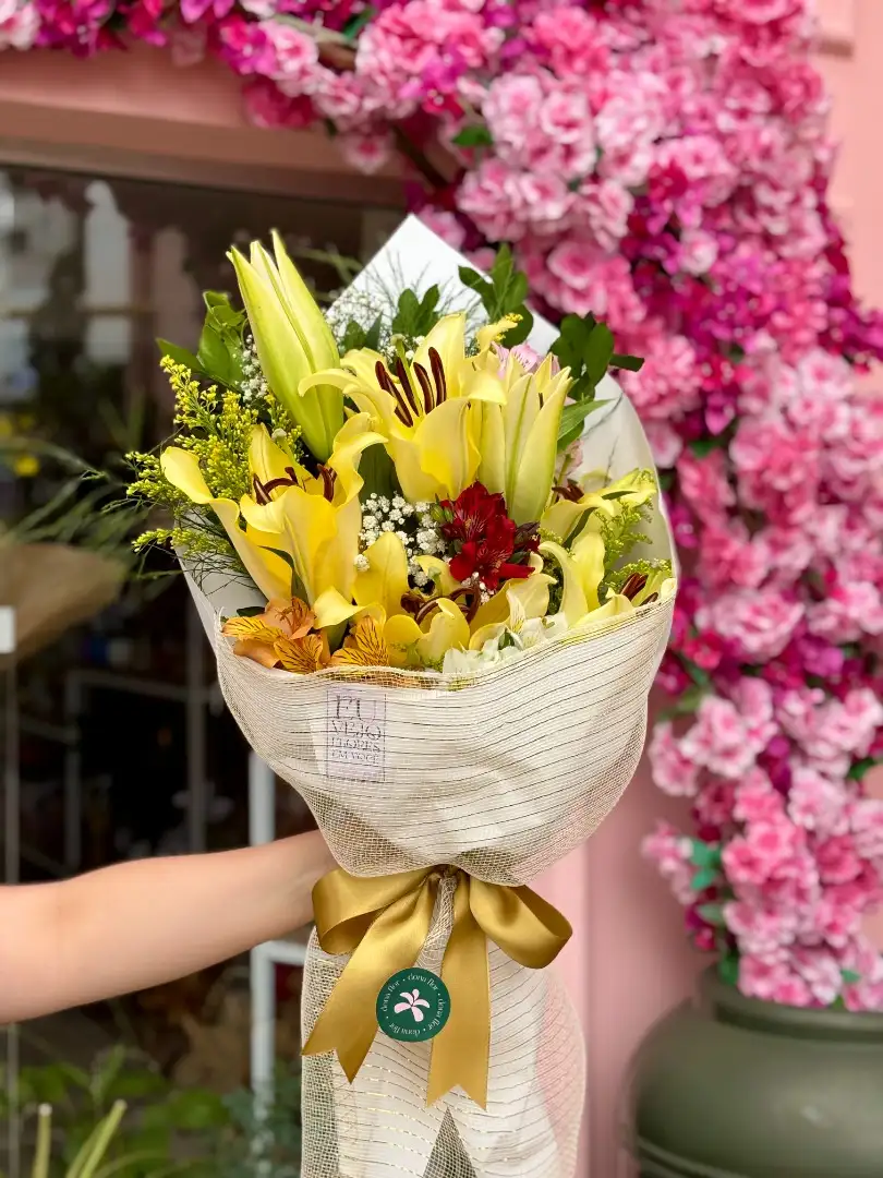 Ramalhete de Lírios Amarelos